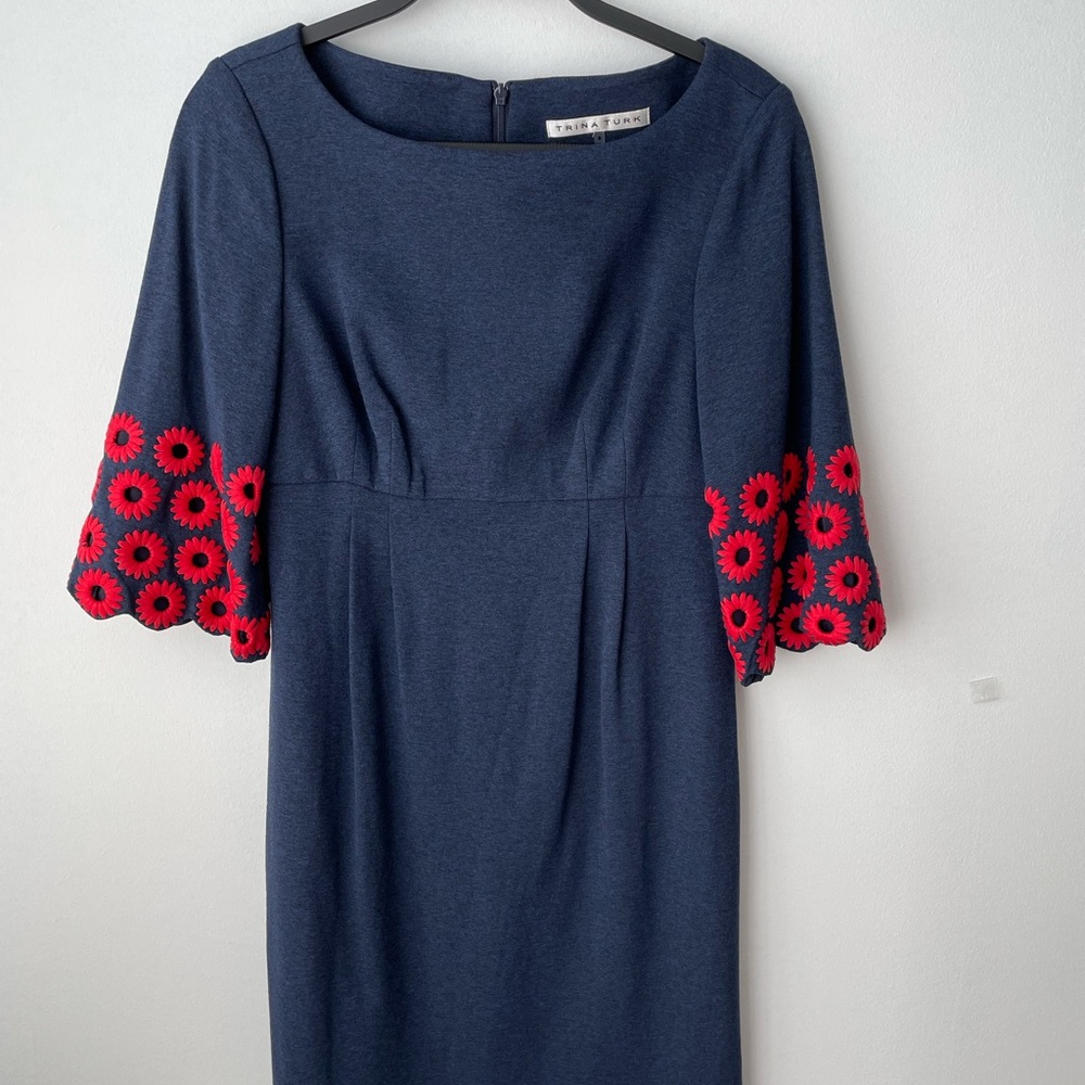 Trina Turk color Heathered Navy with Flower Embroidered Sleeve Size 8 Dress